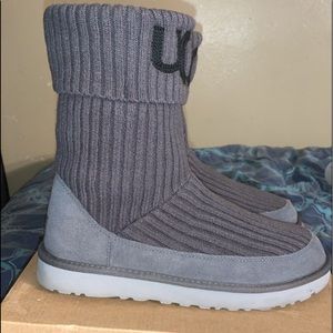 UGG two tone grey knitted boots , size 8 in women